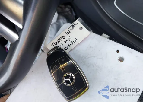 2021 Mercedes-Benz E 450 z USA, uszkodzony, nr VIN W1K1J5JB0MF167949